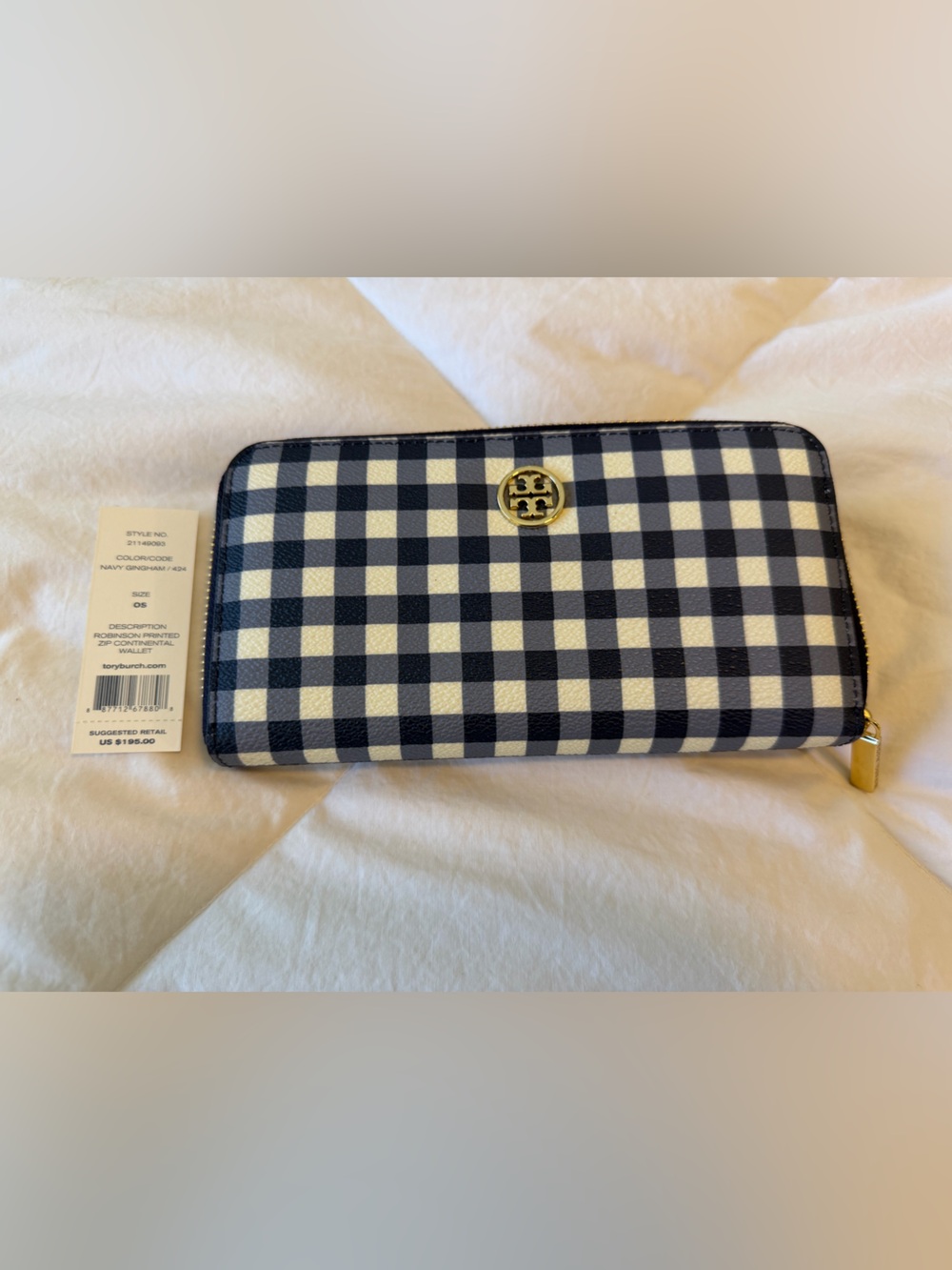 NWT Tory Burch Navy and White Gingham Zip Wallet with Gold Logo